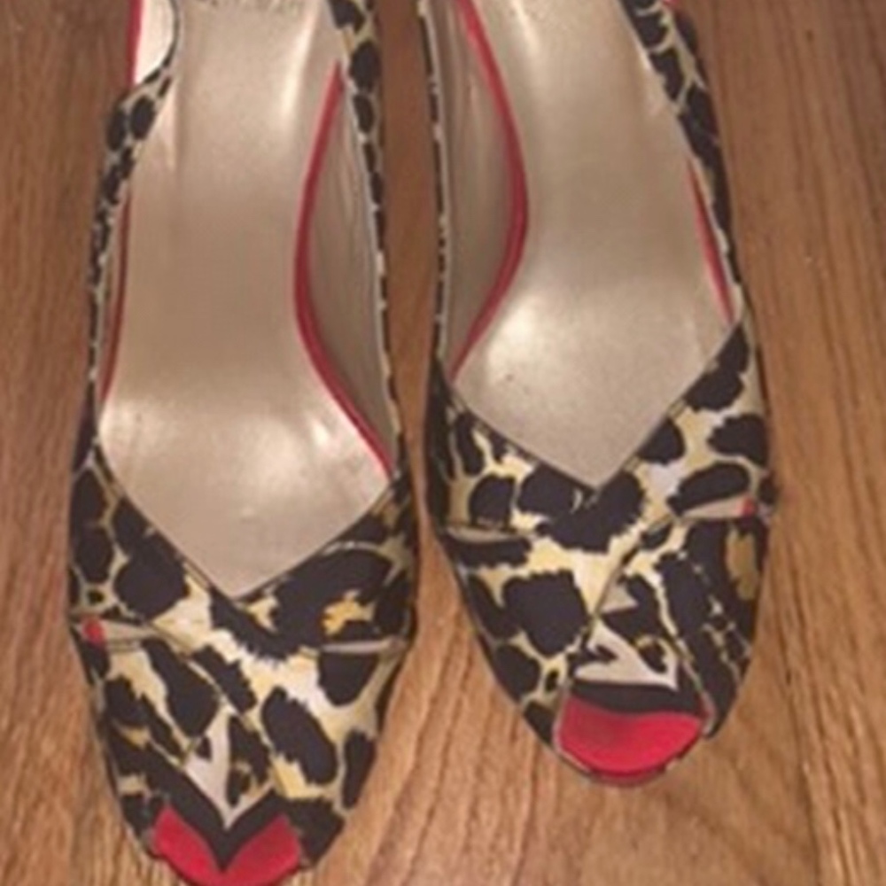 Stuart Weitzman Leopard Print Heels